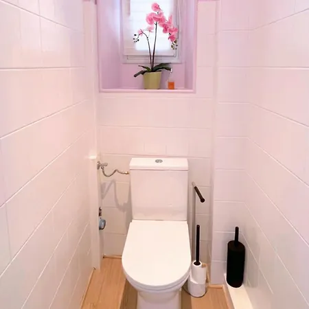 Apartment Fabulous Brand New 3 Bedroom Duplex In