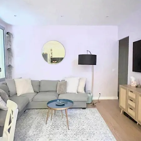 Apartment Fabulous Brand New 3 Bedroom Duplex In *