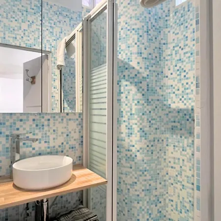 Fabulous Brand New 3 Bedroom Duplex In Apartment Cannes